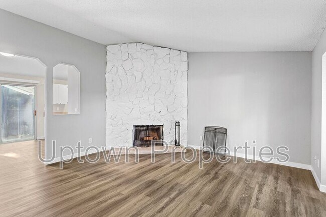 Building Photo - 19757 SW 68th Ave