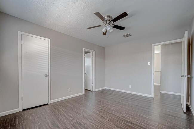Building Photo - 7315 Housman St