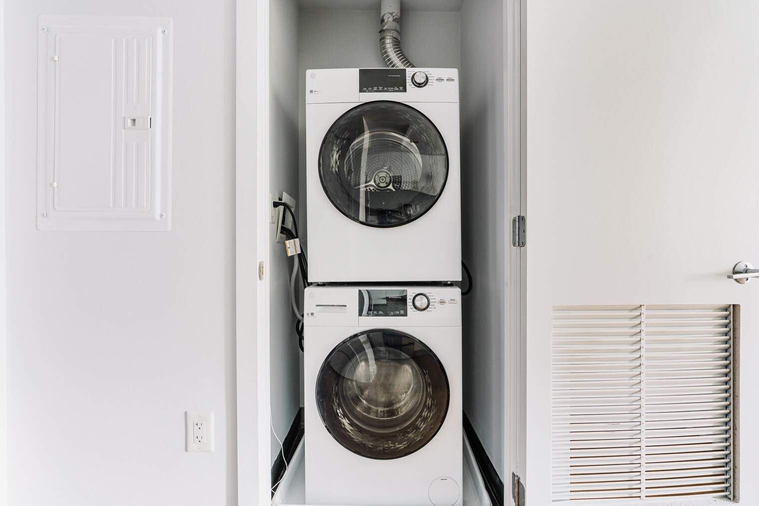 Building Photo - 455 I St NW