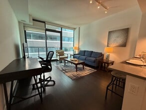 Building Photo - 3380 Peachtree Rd NE