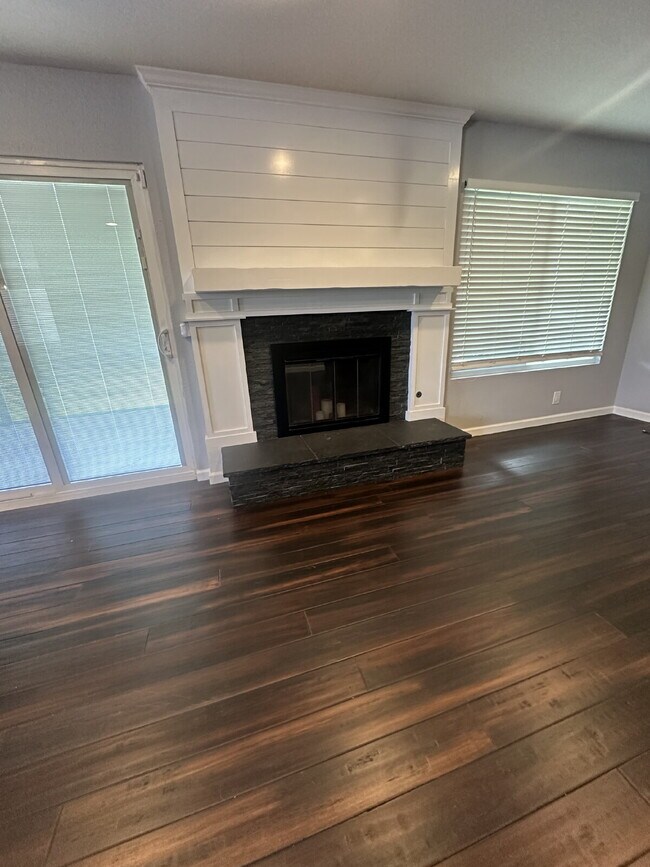 Building Photo - $5,250 - 4 Bed / 3 Bath Remodeled House in El Cajon