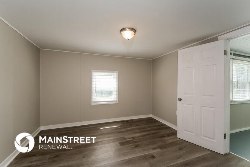 Building Photo - 607 Lindsay Ave