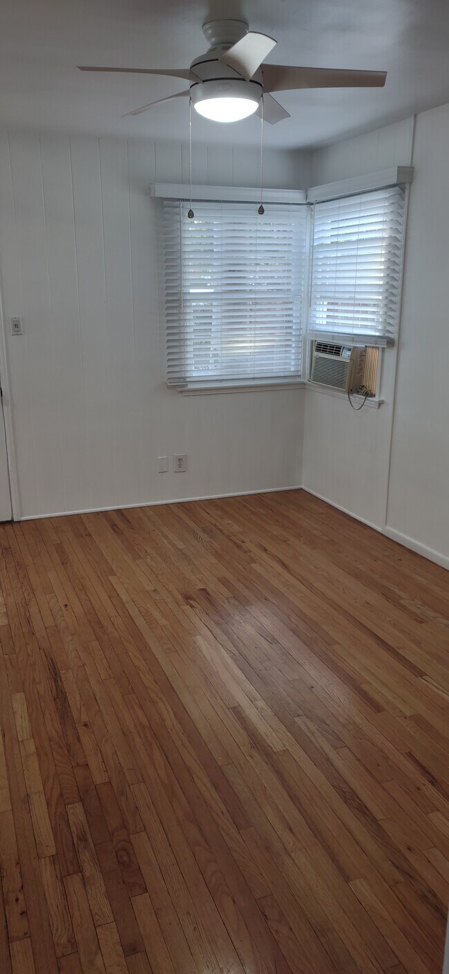 Building Photo - 5042 Sawtelle Blvd