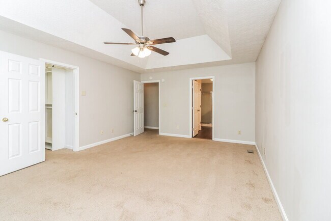 Building Photo - 435 Standing Rock Dr