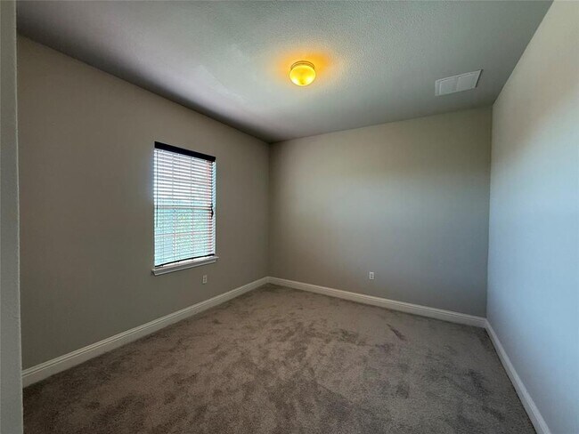 Building Photo - 12524 Ondara Dr
