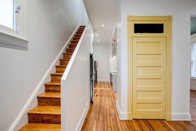 Building Photo - 2620 Hanover Ave