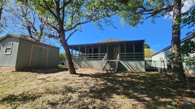 Building Photo - 572 Canal Ln
