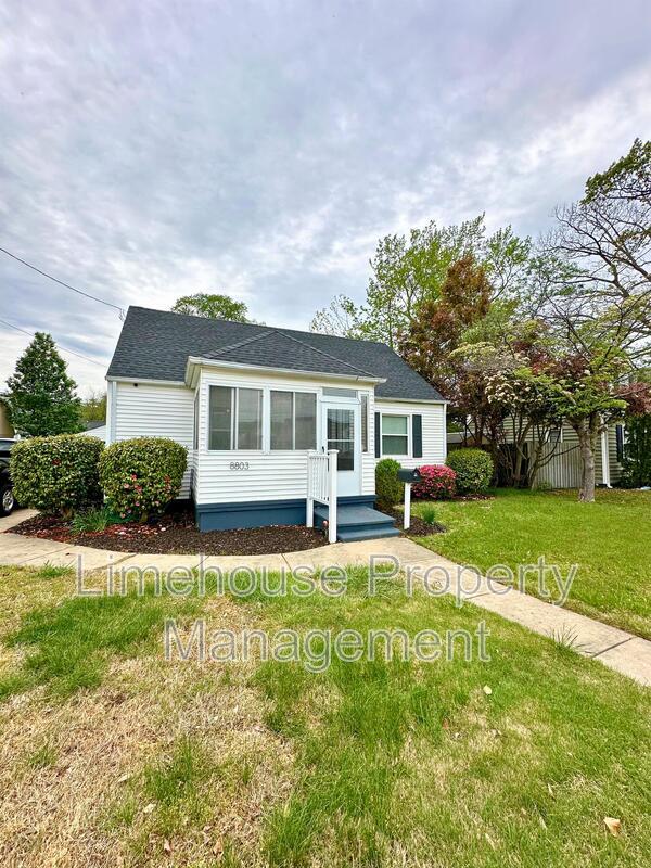Building Photo - 8803 Tidewater Dr