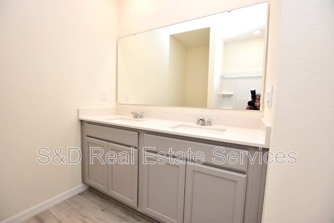 Building Photo - 8383 Madrid St