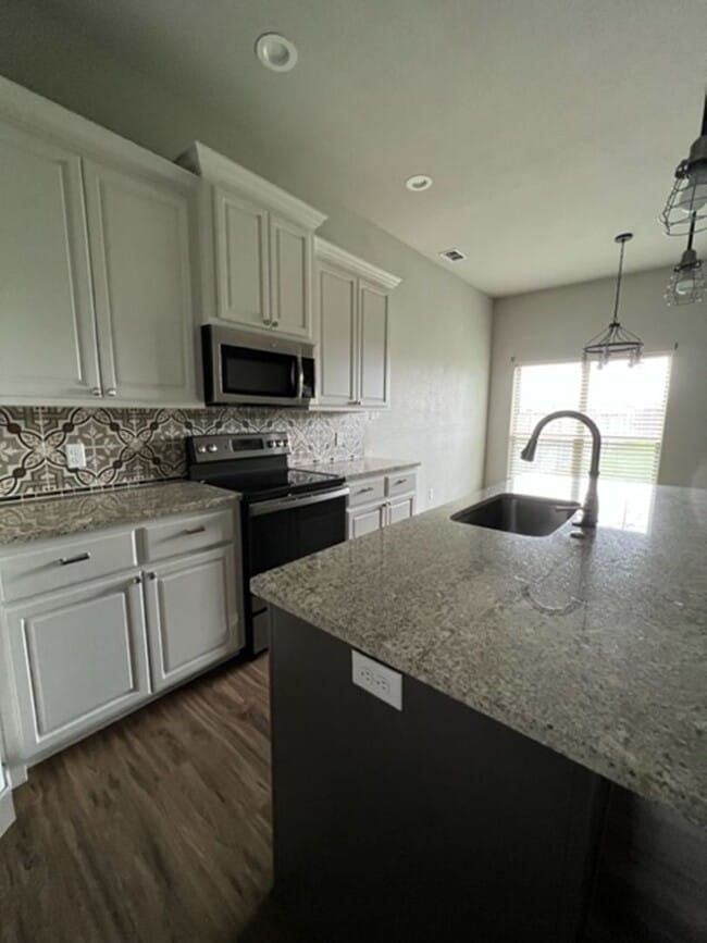 Building Photo - 7315 Southern Belle Cir