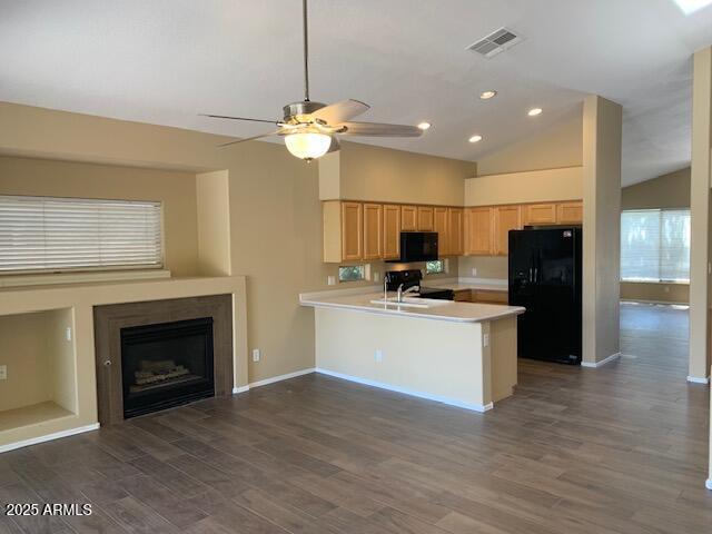 Building Photo - 914 W Azalea Pl