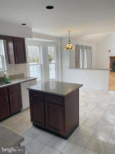 Building Photo - 101 Gordon Ln