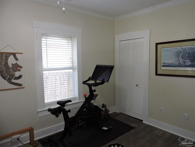 Building Photo - 19 N C St