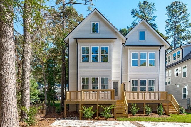 Building Photo - **OFFERING REFUNDABLE APPLICATION FEES & $200 MOVE IN PROMOTION** New Construction 3BD, 3.5BA End...