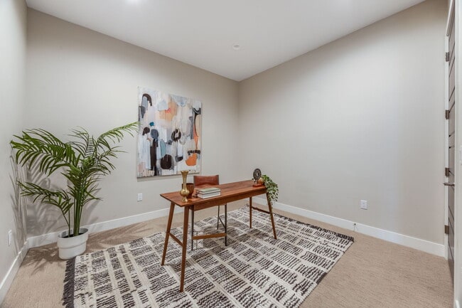 Building Photo - 3198 Blake St