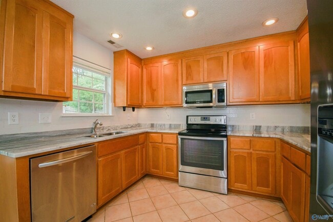 Building Photo - 277 Postwood Ct