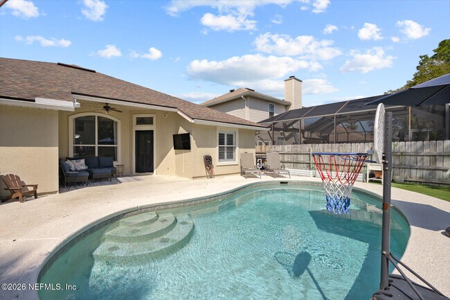 Building Photo - 13948 Spoonbill St N