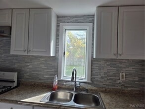 Building Photo - 55 Cleveland Dr