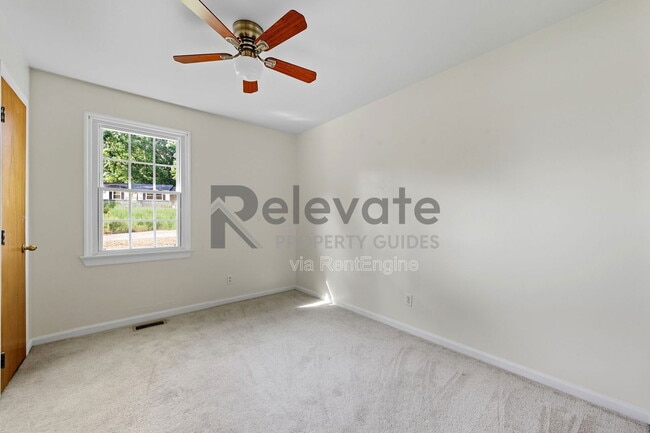 Building Photo - 15709 Gary Ave