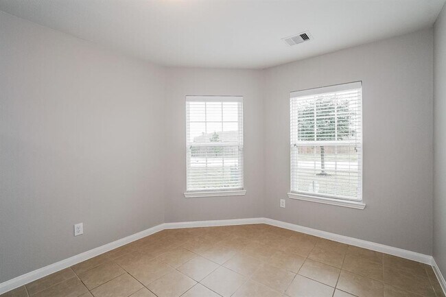 Building Photo - 21219 Slate Bend Dr