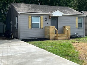 Building Photo - Beautiful unit in Independence!