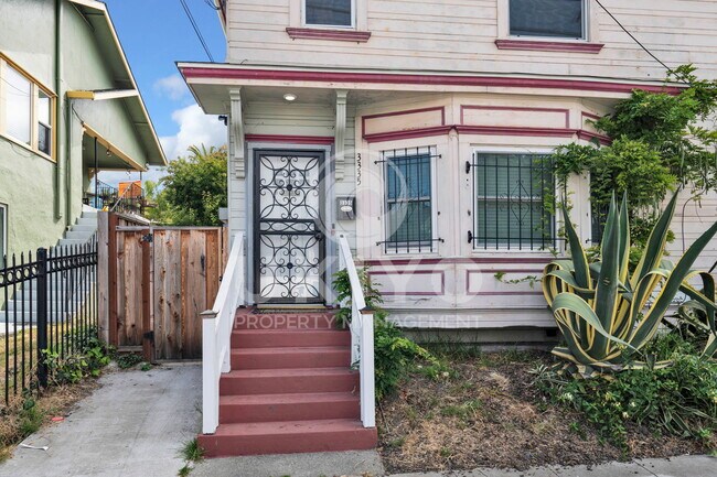 Building Photo - 3337 California St