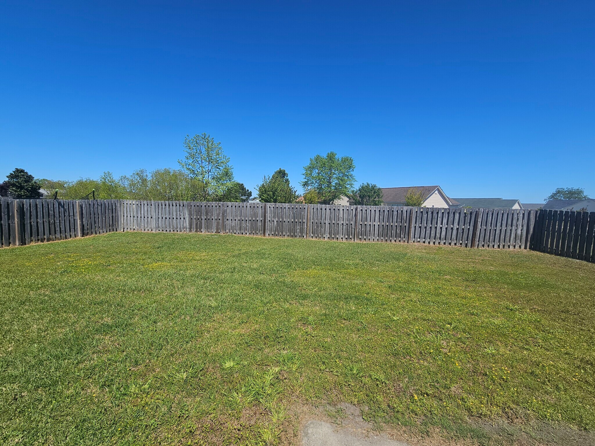 Building Photo - 2701 Ashby Dr