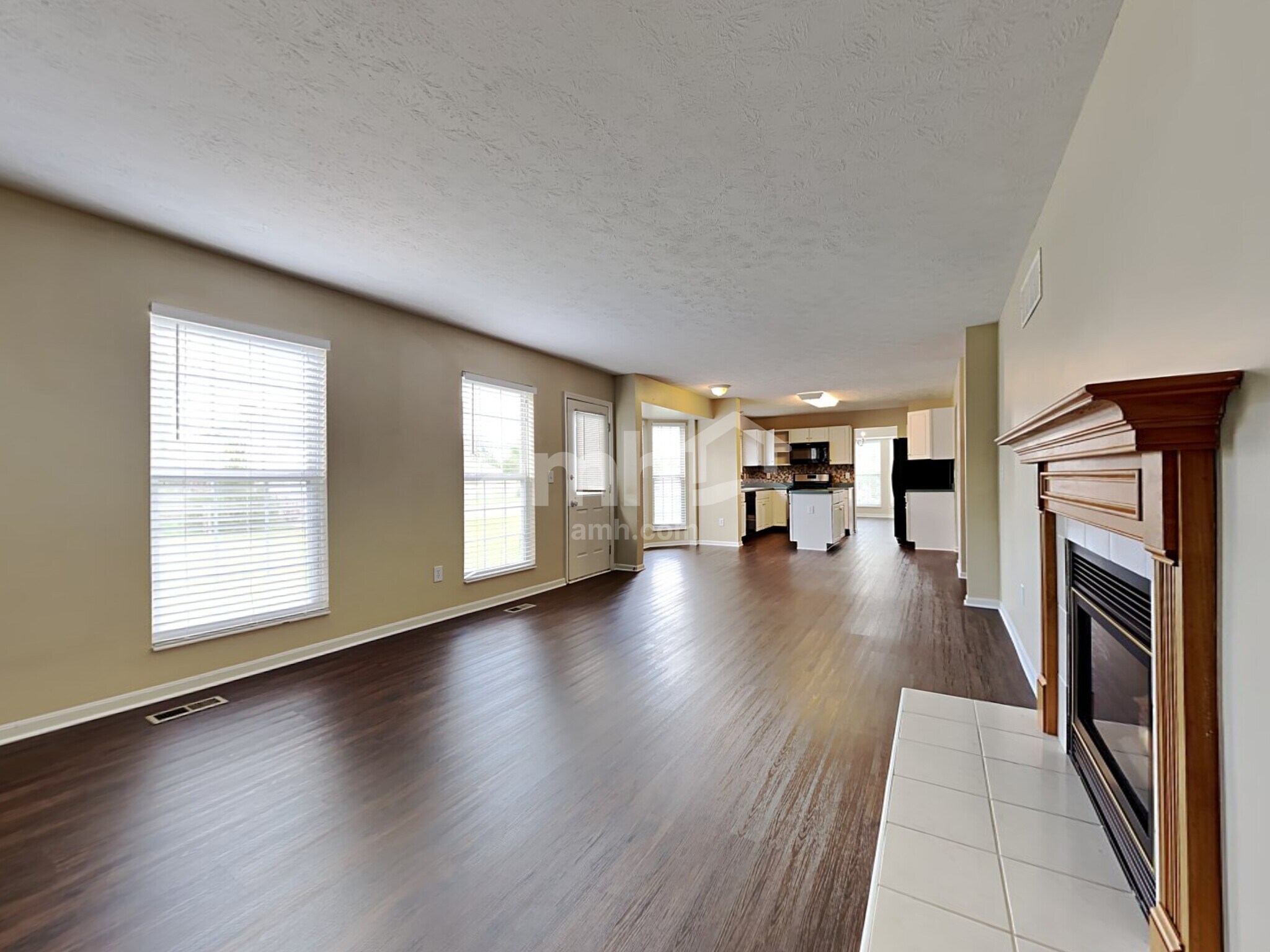 Building Photo - 7316 Pebble Crk