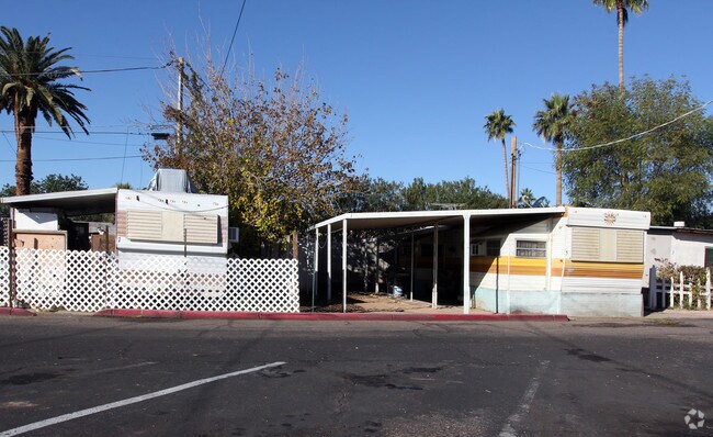 Building Photo - Trailerdale