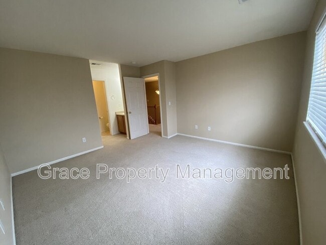 Building Photo - 13191 Leyden St