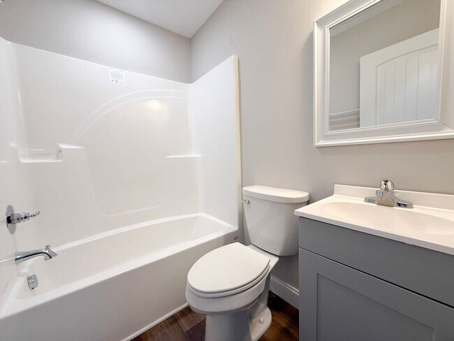 Building Photo - 107 Westfield Ct