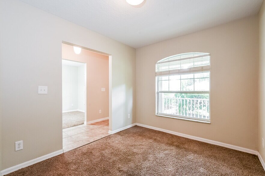 Building Photo - 1228 Mt McKinley Ct