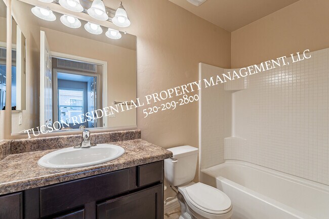 Building Photo - 6678 S Stone Fly Dr