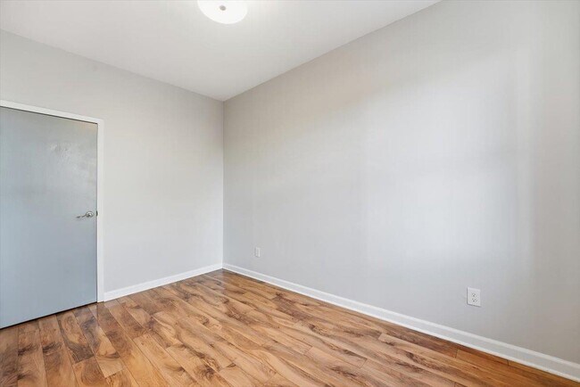 Building Photo - 314 Paterson Plank Rd