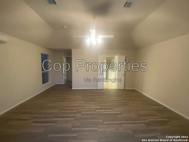 Building Photo - 5115 Sagail Pl