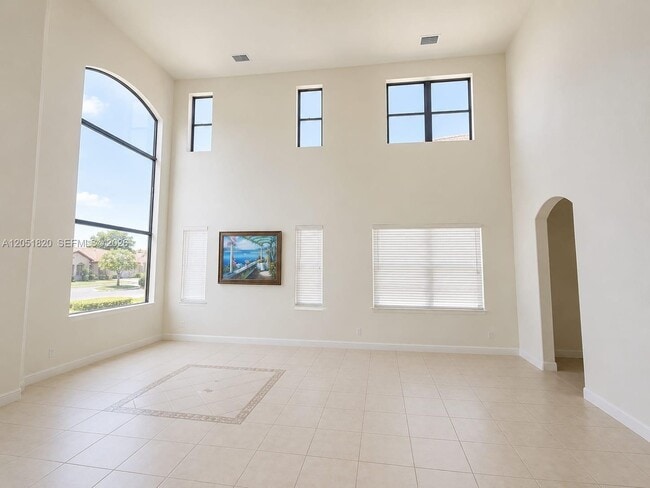 Building Photo - 15350 SW 11th St
