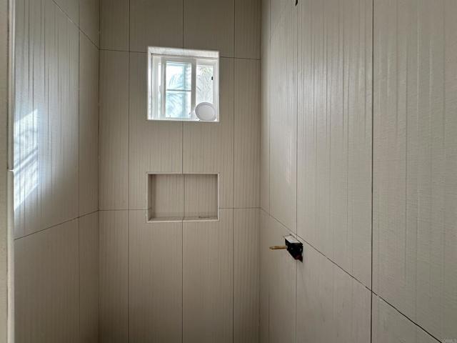 Building Photo - 845 Stratford Dr