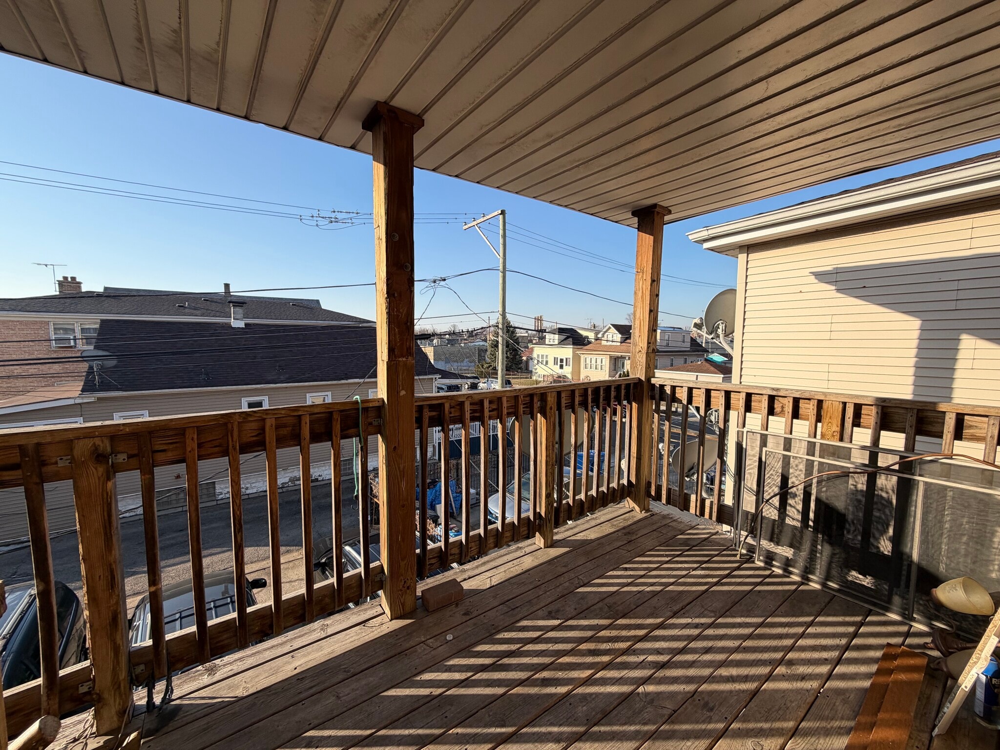 Building Photo - 6323 W Fullerton Ave