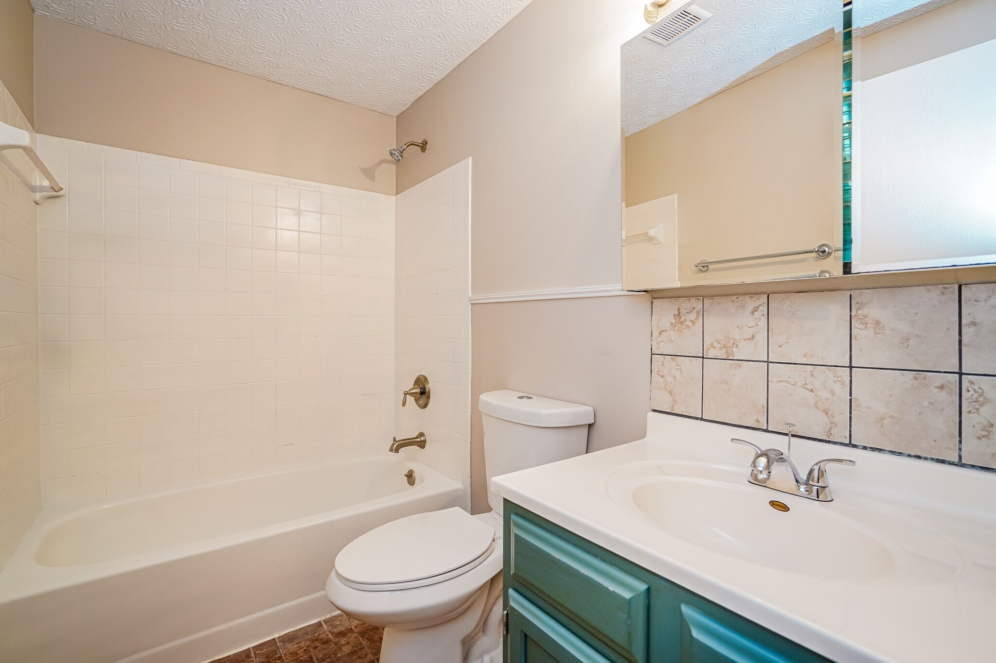 Building Photo - 3976 Maidstone Dr