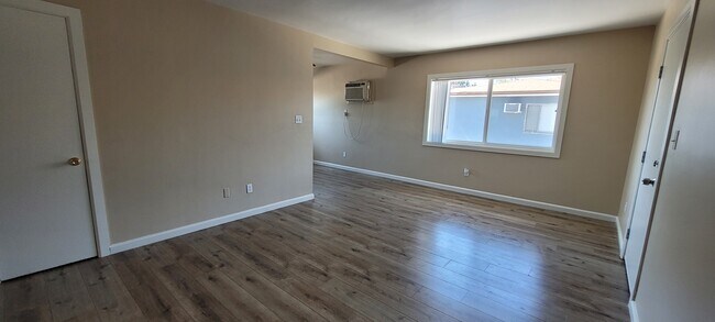 Building Photo - 13754 Sherman Way