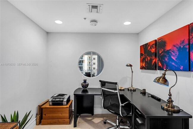 Building Photo - 1500 Ocean Dr