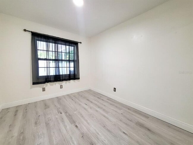 Building Photo - 6832 Swain Ave