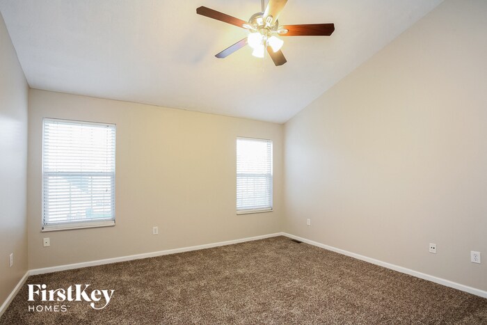Building Photo - 17933 Forreston Oak Dr