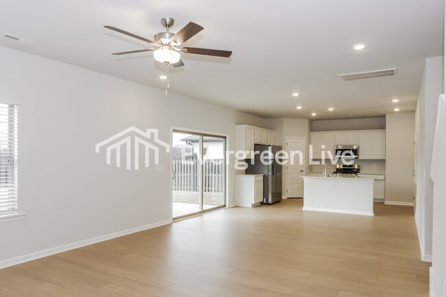 Building Photo - 226 Exeter St