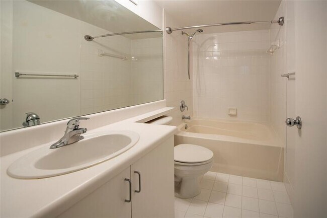 Building Photo - 4808 N State Rd 7