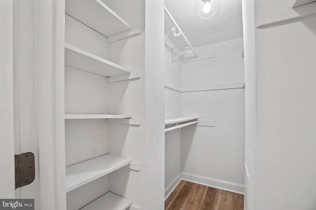 Building Photo - 1725 Q St NW