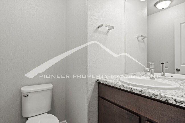 Building Photo - Elegant 3-Bed, 2.5-Bath Home with AC, 2-Car Garage, and Private Yard in Renaissance at Indigo Ranch