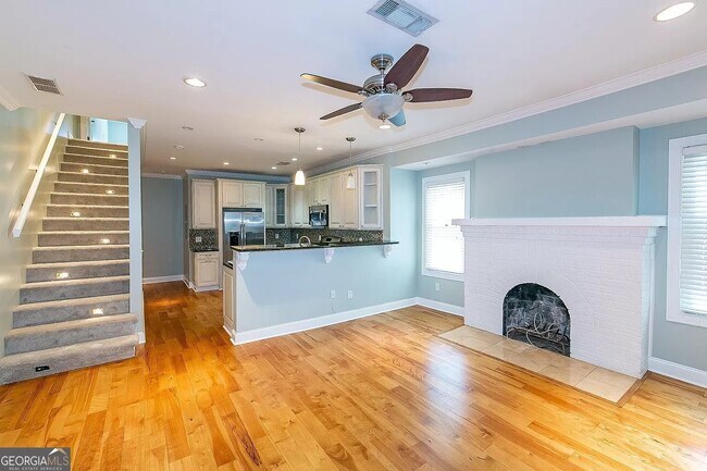 Building Photo - 1282 Monroe Dr NE