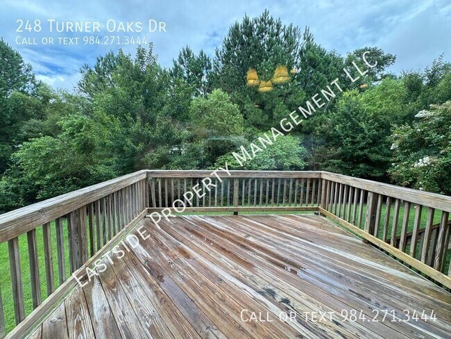Building Photo - 248 Turner Oaks Dr
