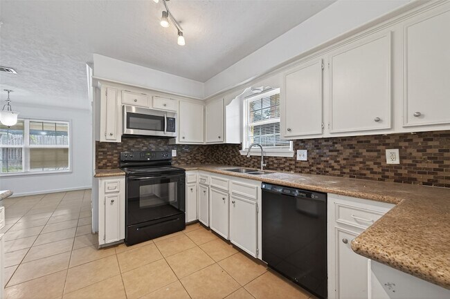 Building Photo - 17614 Telegraph Creek Dr